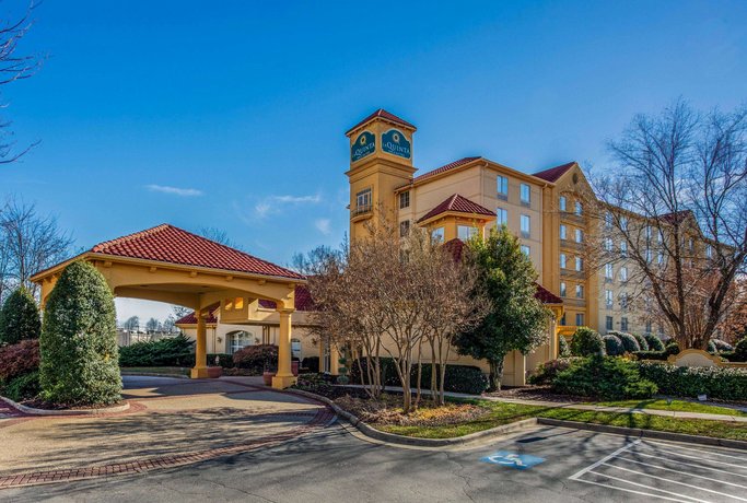 La Quinta Inn & Suites Greensboro Greensboro